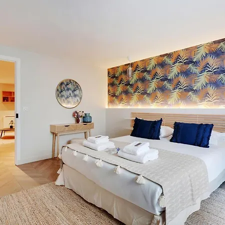 Spacious - 4br-10p - Place De La Republique Apartment *