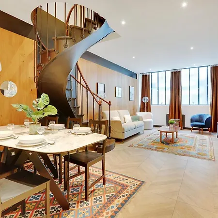 Spacious - 4br-10p - Place De La Republique Διαμέρισμα