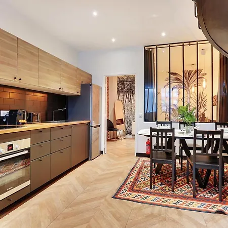 Spacious - 4br-10p - Place De La Republique Διαμέρισμα Παρίσι