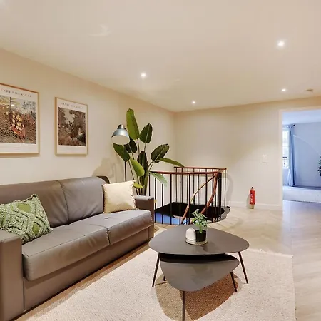 Spacious - 4br-10p - Place De La Republique *